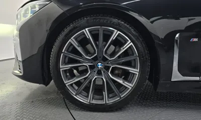 BMW 7-Series 2021, 102290 км, за 35011.56 USD