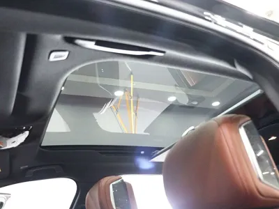 BMW i7 2024, 24576 км, за 78771.17 USD - фото 6