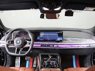 BMW i7 2024, 24576 км, за 78771.17 USD - фото 8