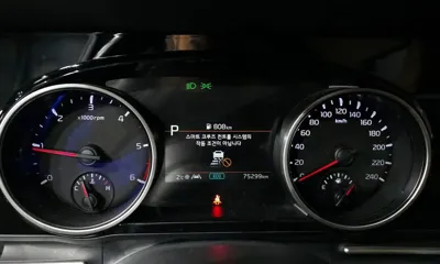 Kia Canival 2023, 75299 км, за 13875.12 USD - фото 8