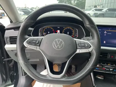 Volkswagen Passat 2022, 57000 км, за 15294.16 USD - фото 8