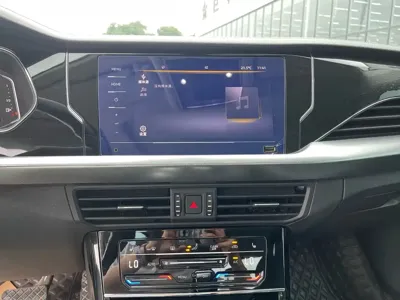 Volkswagen Passat 2022, 57000 км, за 15294.16 USD - фото 9