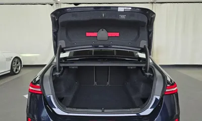 BMW 5-Series 2025, 8759 км, за 38007.09 USD - фото 20