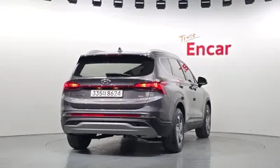 Hyundai Santafe 2022, 80377 км, за 15562.9 USD