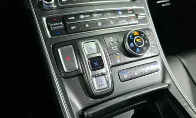 Hyundai Santafe 2022, 80377 км, за 15562.9 USD - фото 9