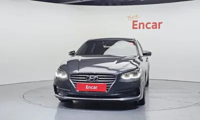 Hyundai Grandeur 2018, 89298 км, за 10343.49 USD