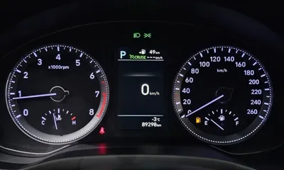 Hyundai Grandeur 2018, 89298 км, за 10289.27 USD - фото 8