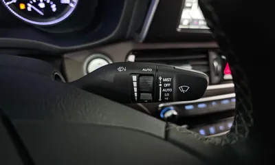 Hyundai Grandeur 2018, 89298 км, за 10289.27 USD - фото 16