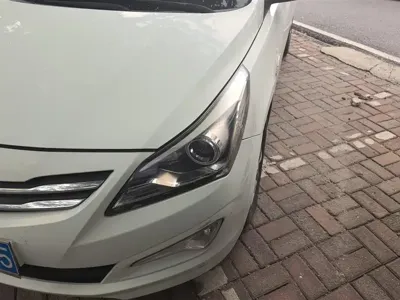 Hyundai Verna 2015, 98200 км, за 2500.75 USD
