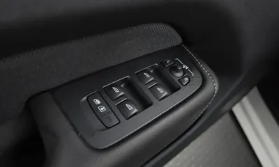 Volvo XC60 2021, 93356 км, за 21452.24 USD - фото 30