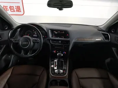 Audi Q5 2015, 115700 км, за 8357.7 USD