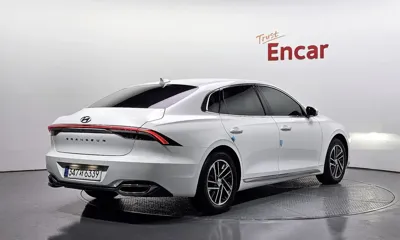 Hyundai Grandeur 2022, 81232 км, за 13701.98 USD