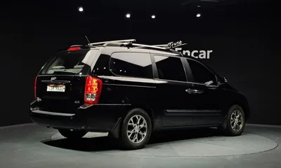 Kia Canival 2014, 76782 км, за 3938.56 USD