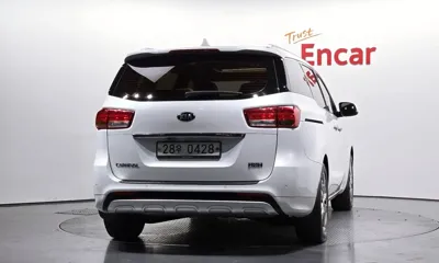 Kia Canival 2017, 171660 км, за 6446.57 USD