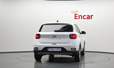 Hyundai Venue 2023, 18043 км, за 15401.56 USD