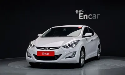 Hyundai Avante 2016, 53044 км, за 5448.34 USD