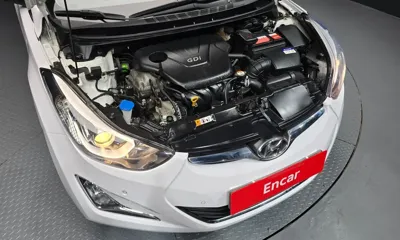 Hyundai Avante 2016, 53044 км, за 5448.34 USD - фото 6