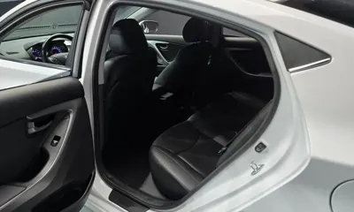 Hyundai Avante 2016, 53044 км, за 5448.34 USD - фото 26