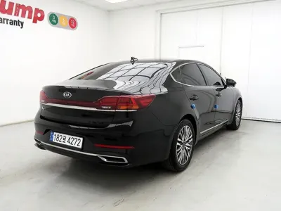 Kia K7 2021, 65407 км, за 13062.89 USD