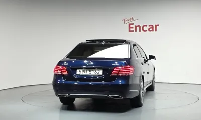 Mercedes-Benz E-Class 2014, 58883 км, за 9055.38 USD