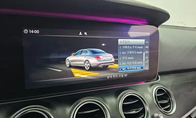 Mercedes-Benz E-Class 2017, 53338 км, за 15091.24 USD - фото 16
