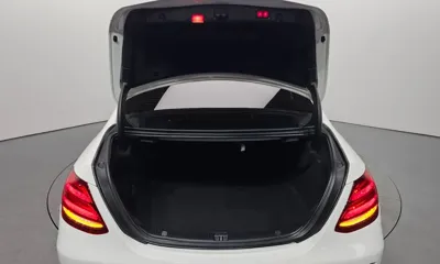 Mercedes-Benz E-Class 2017, 53338 км, за 15091.24 USD - фото 29