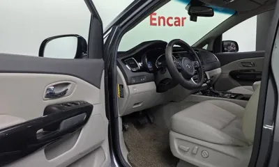 Kia Canival 2016, 158929 км, за 6502.89 USD - фото 12
