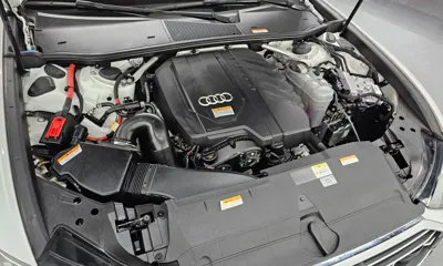 Audi A6 2023, 15702 км, за 30064.33 USD - фото 6