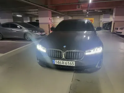 BMW 5-Series · 2023 год