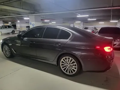 BMW 5-Series 2023, 39500 км, за 37978.19 USD