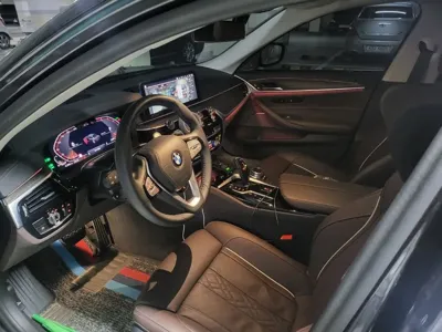 BMW 5-Series 2023, 39500 км, за 37978.19 USD