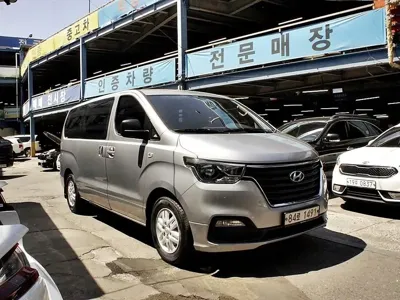 Hyundai Starex 2019, 280678 км, за 5139.22 USD