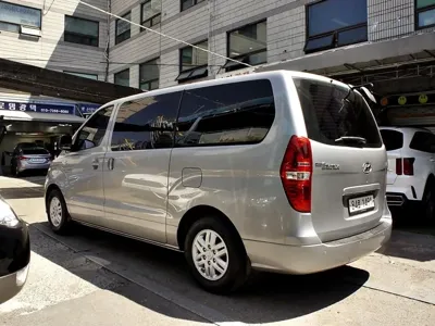 Hyundai Starex 2019, 280678 км, за 5139.22 USD