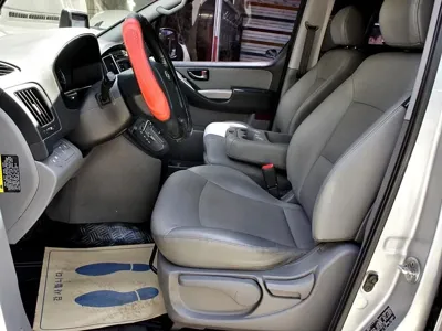 Hyundai Starex 2019, 280678 км, за 5139.22 USD