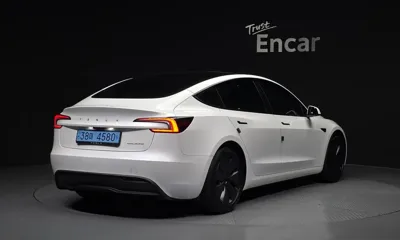 Tesla Model 3 2024, 41961 км, за 30523.83 USD