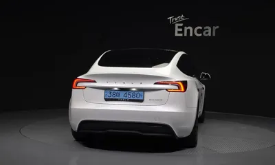 Tesla Model 3 2024, 41961 км, за 30523.83 USD