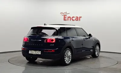 MINI Clubman 2018, 53684 км, за 10245.91 USD