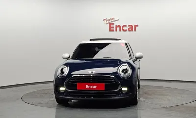 MINI Clubman 2018, 53684 км, за 10245.91 USD