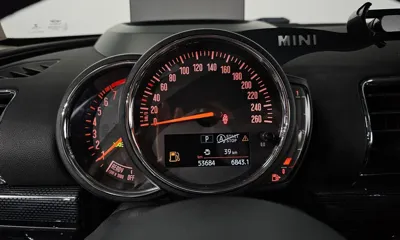 MINI Clubman 2018, 53684 км, за 10245.91 USD - фото 8