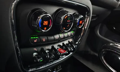 MINI Clubman 2018, 53684 км, за 10245.91 USD - фото 18