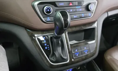Hyundai Starex 2019, 150589 км, за 12143.89 USD - фото 9
