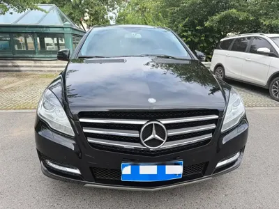 Mercedes-Benz R-Class 2017, 130000 км, за 12948.54 USD