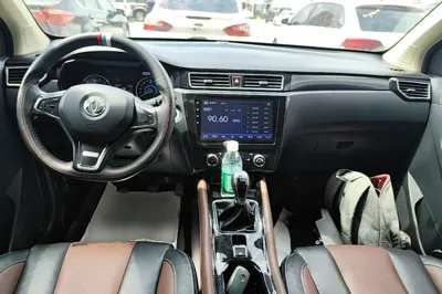 Dongfeng Fengon 580 2017, 69200 км, за 4649 USD