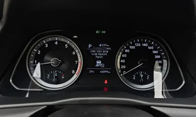 Hyundai Sonata 2020, 66894 км, за 12312.71 USD - фото 8