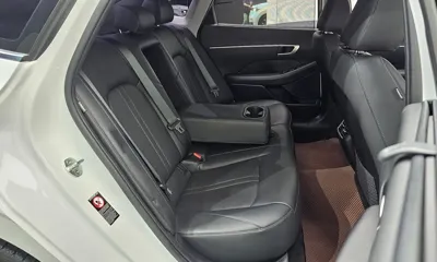 Hyundai Sonata 2020, 66894 км, за 12312.71 USD - фото 11