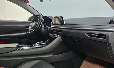 Hyundai Sonata 2020, 66894 км, за 12312.71 USD - фото 27