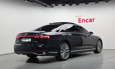 Audi A8 2023, 7116 км, за 63648.24 USD