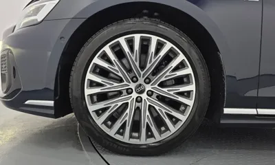 Audi A8 2023, 7116 км, за 63648.24 USD