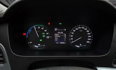 Hyundai Sonata 2015, 122800 км, за 5842.2 USD - фото 8
