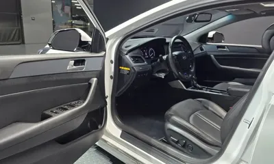 Hyundai Sonata 2015, 122800 км, за 5842.2 USD - фото 10